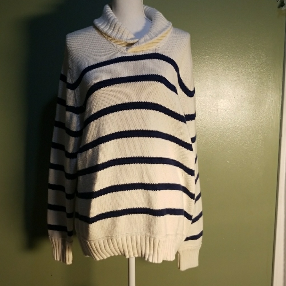 American Eagle Outfitters Sweater Size XL